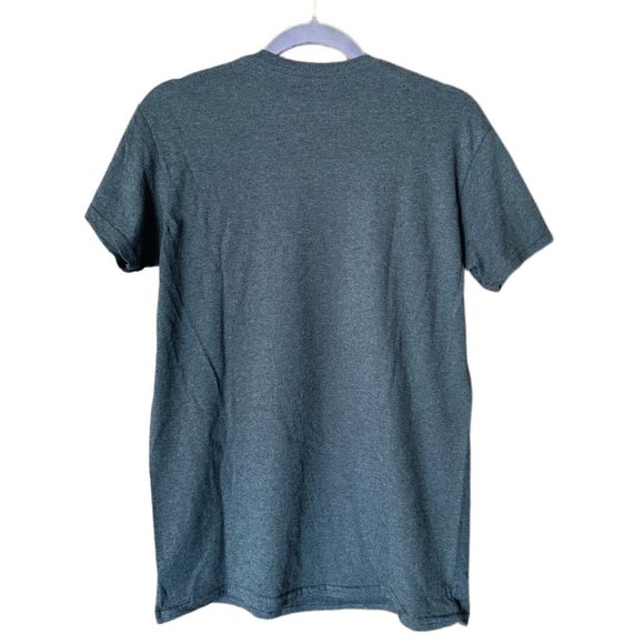 Walt Disney Mickey Mouse Goofy Donald Duck Pluto T-Shirt Small NWT - Picture 2 of 4